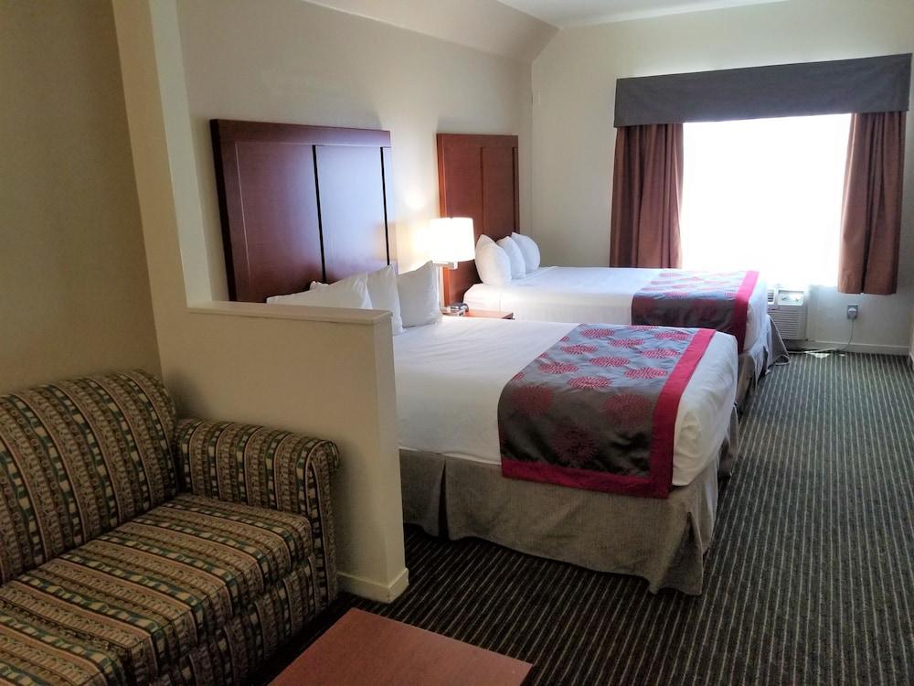 Ramada By Wyndham Bakersfield Hotel Kültér fotó