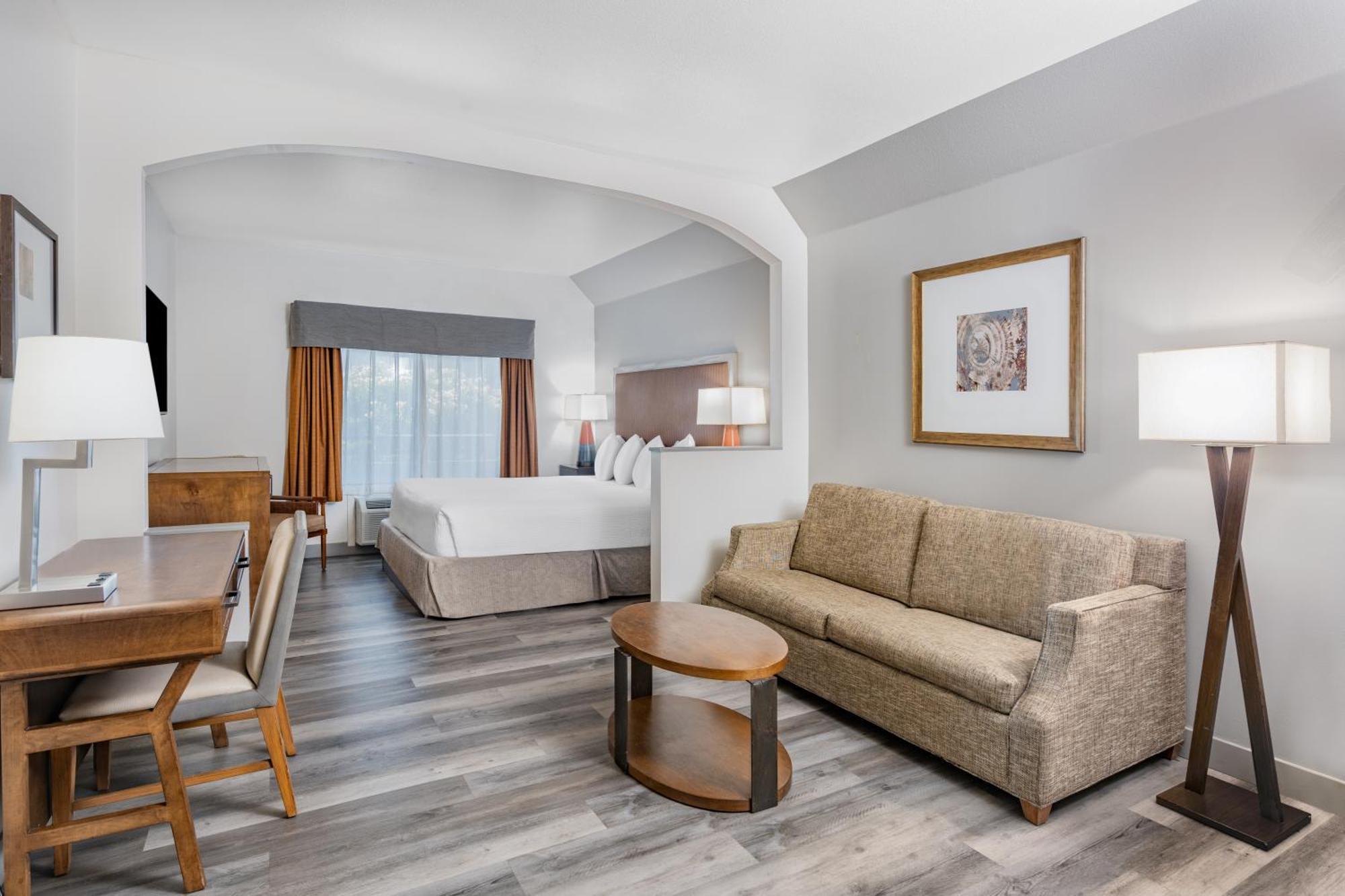 Ramada By Wyndham Bakersfield Hotel Kültér fotó